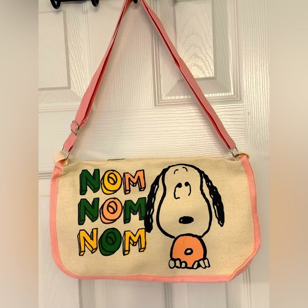 Unique Fun Cute Anime Snoopy Cartoon Crossbody/Shoulder Bag- Cream and Pink